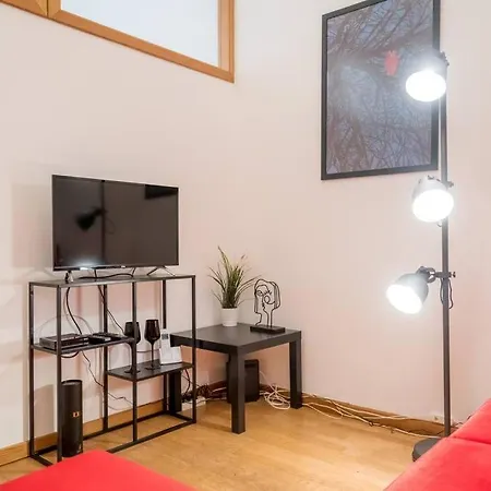 Apartament Cosy Near The Center *