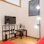 Διαμέρισμα Cosy Near The Center *